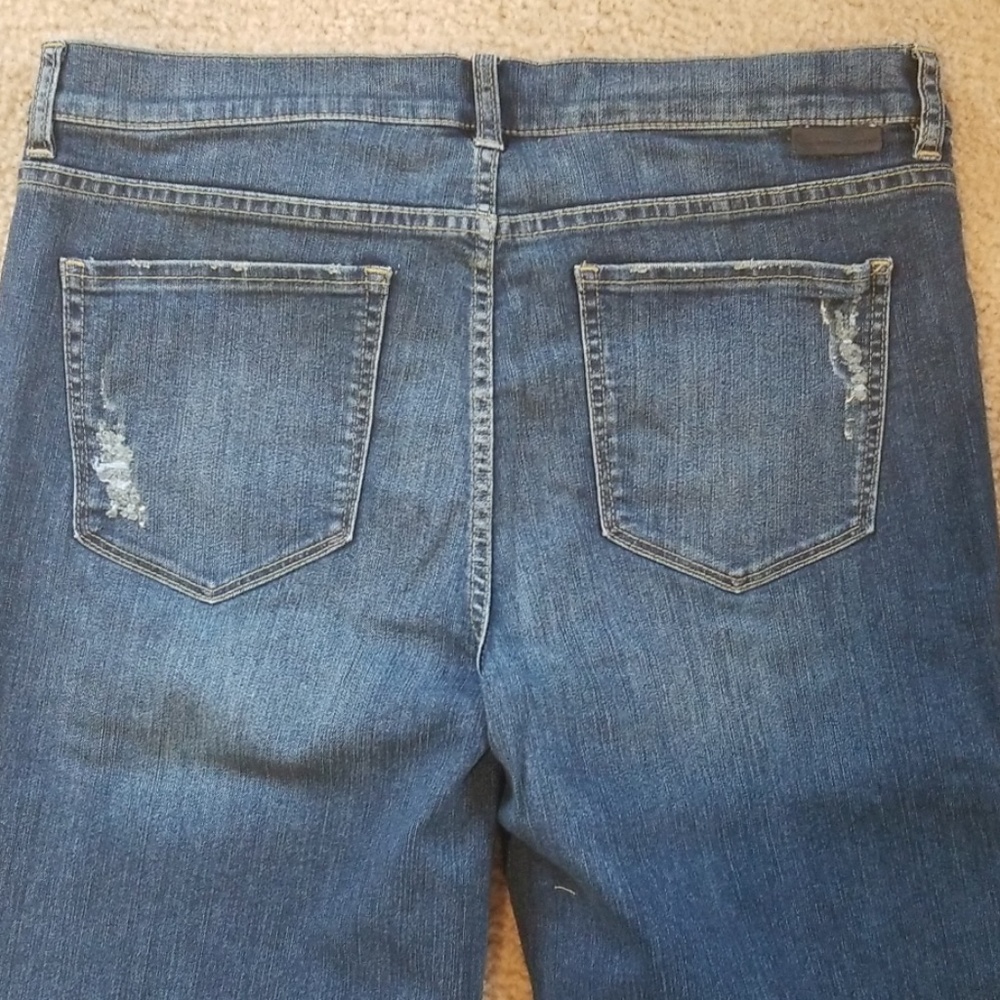 Low Rise Bootcut Jeans - Picture 7 of 8